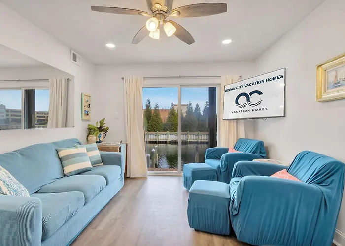 North Oc On Newport Bay Dr